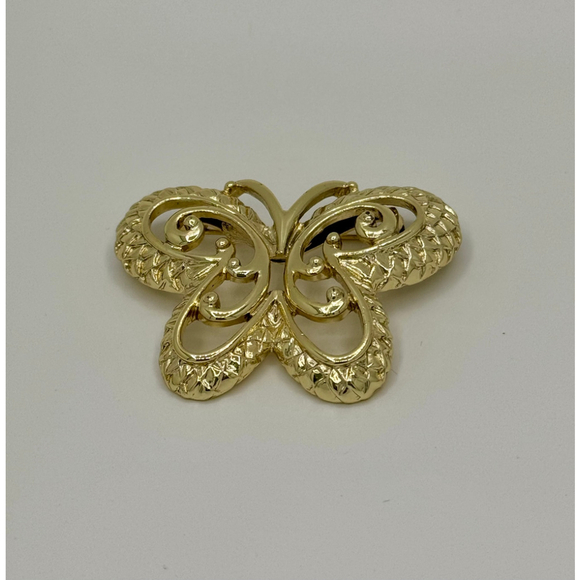 Unbranded Jewelry - Vintage Gold Tone Butterfly Pin Brooch With Scrolls Design